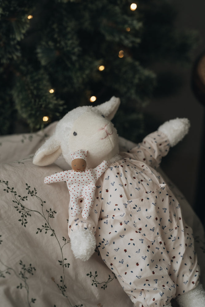 LUDWIG Lamb standing