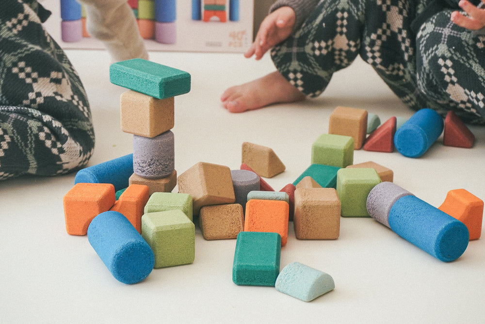 Giant Architects – 60 Cork Building Blocks