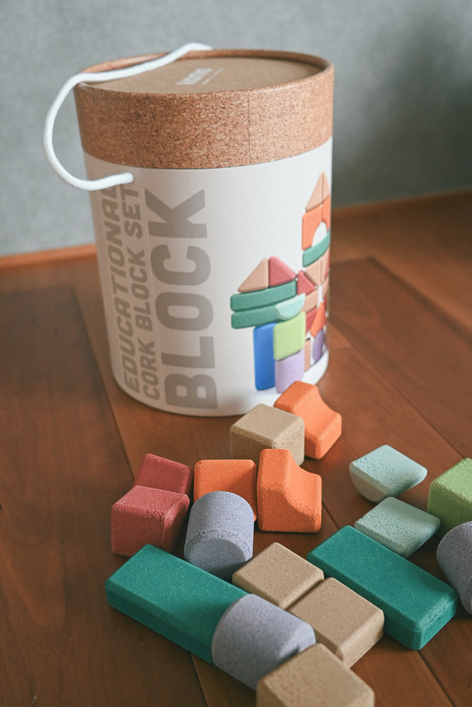 Giant Architects – 60 Cork Building Blocks