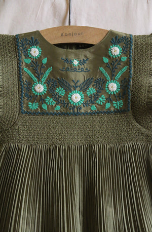 Dress pleated kaki taffetas