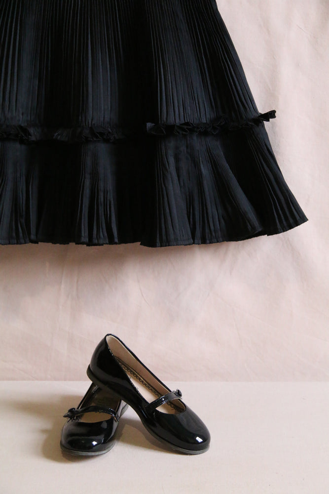 Dress pleated black taffetas