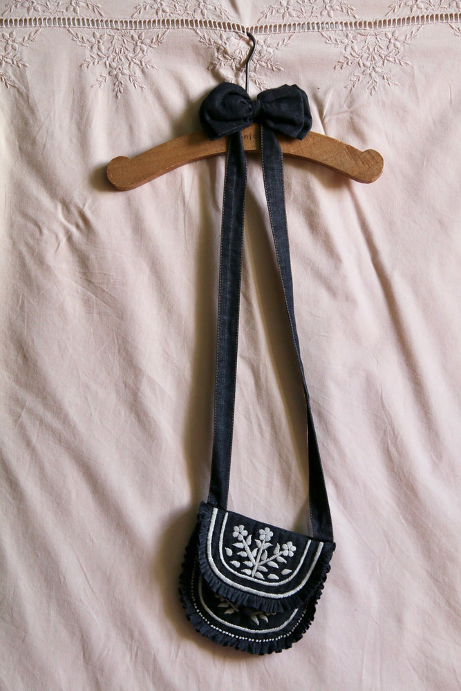 Bag with hair clip black denim