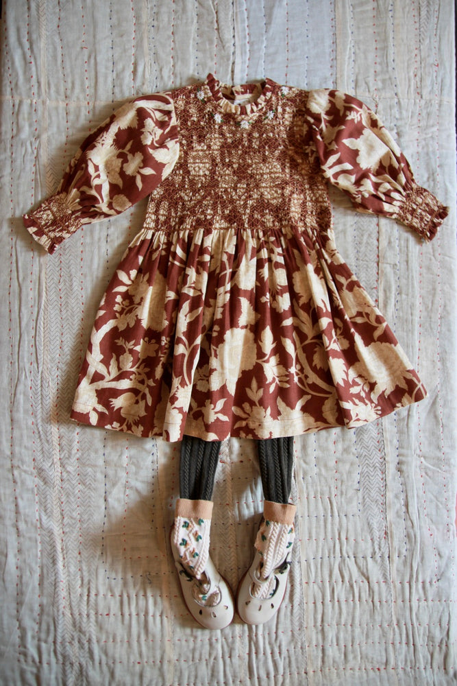 HANDSMOCK DRESS /Autumnal red brown print