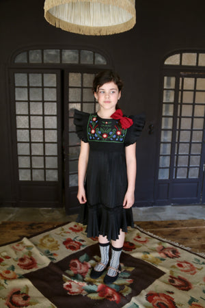Dress pleated black taffetas