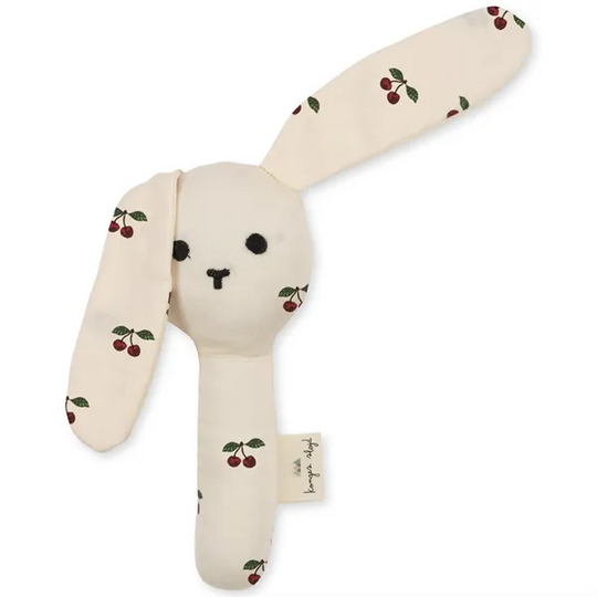 BUNNY HAND RATTLE/CHERRY