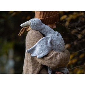 Cuddly Animal Goose / Gray（L）