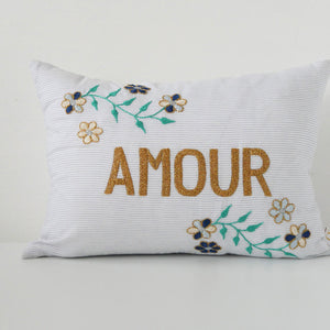 Embroidered Cushion / Amour 5