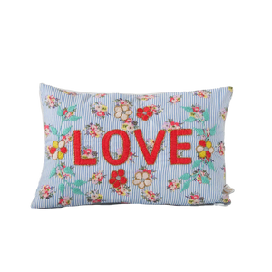 Embroidered Cushion / Love mini