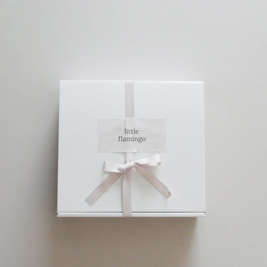 ギフトラッピング/ ミルクカラーリボン